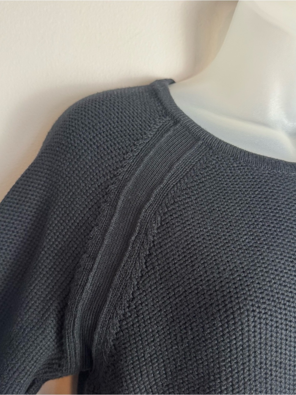 Athleta Black Knit Pullover Sweater With Size Zipper Details Size Medium - Picture 5 of 9